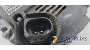 Dynamo van een Volkswagen Golf Plus (5M1/1KP) 1.6 FSI 16V 2007