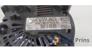 Dynamo van een Volkswagen Golf Plus (5M1/1KP) 1.6 FSI 16V 2007