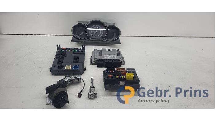 Used Ignition lock + computer Citroen C3 (SC) 1.6 16V VTi 120 Price € 125,00 Margin scheme offered by Autorec. Gebr. Prins b.v.