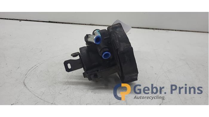 Usagé Pompe direction assistée Fiat Fiorino (225) 1.4 Prix € 50,00 Règlement à la marge proposé par Autorec. Gebr. Prins b.v.