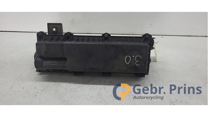 Begagnade Luftfilterhus Fiat Fiorino (225) 1.4 Pris € 35,00 Marginaltabell erbjuds av Autorec. Gebr. Prins b.v.