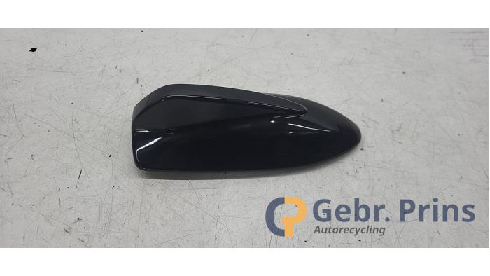 Gebrauchte Antenne Volvo V40 Cross Country (MZ) 2.0 D4 16V Preis € 25,00 Margenregelung angeboten von Autorec. Gebr. Prins b.v.