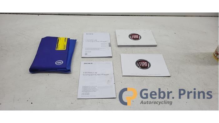 Używane Instrukcja Fiat Panda (169) 1.2, Classic Cena € 20,00 Procedura marży oferowane przez Autorec. Gebr. Prins b.v.