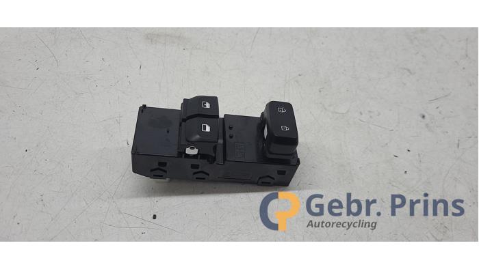 Usados Interruptor de ventanilla eléctrica Kia Picanto (JA) 1.0 DPi 12V Precio € 30,00 Norma de margen ofrecido por Autorec. Gebr. Prins b.v.