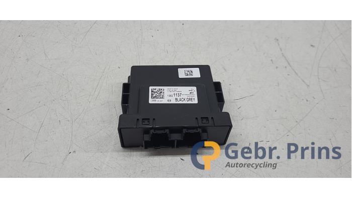 Używane Modul gateway Opel Astra K 1.0 Turbo 12V Cena € 20,00 Procedura marży oferowane przez Autorec. Gebr. Prins b.v.