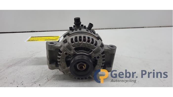 Begagnade Dynamo Opel Astra K 1.0 Turbo 12V Pris € 60,00 Marginaltabell erbjuds av Autorec. Gebr. Prins b.v.