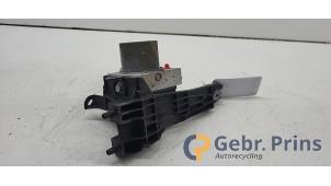 Pompe ABS d'un Opel Astra K 1.0 Turbo 12V 2019