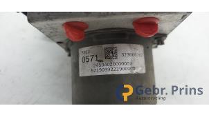 Pompe ABS d'un Opel Astra K 1.0 Turbo 12V 2019