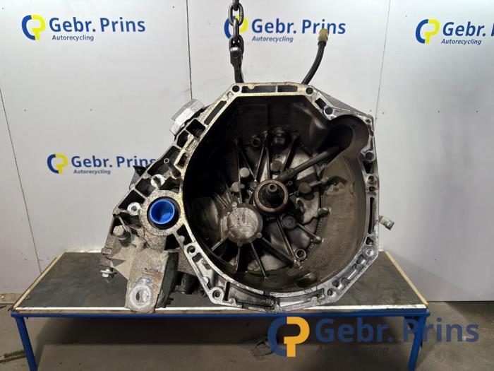 Gebrauchte Getriebe Renault Megane IV Estate (RFBK) 1.5 Energy dCi 110 Preis € 400,00 Margenregelung angeboten von Autorec. Gebr. Prins b.v.