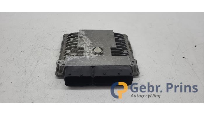 Begagnade Dator, motorstyrning Volkswagen Golf VI Variant (AJ5/1KA) 1.2 TSI BlueMotion Pris € 150,00 Marginaltabell erbjuds av Autorec. Gebr. Prins b.v.