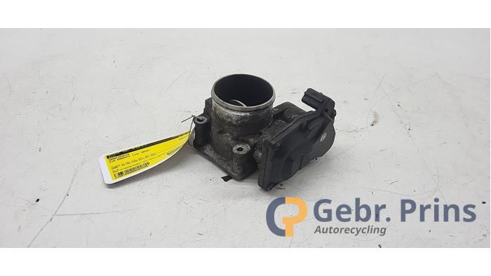 Gebrauchte Drosselklappengehäuse Kia Sorento II (XM) 2.2 CRDi 16V VGT 4x2 Preis € 35,00 Margenregelung angeboten von Autorec. Gebr. Prins b.v.