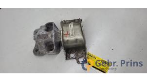 Engine mount from a Fiat Ducato (250) 2.3 D 120 Multijet 2020