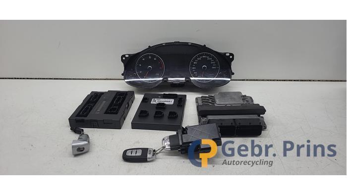Used Ignition lock + computer Audi A4 Avant (B8) 1.8 TFSI 16V Price € 150,00 Margin scheme offered by Autorec. Gebr. Prins b.v.