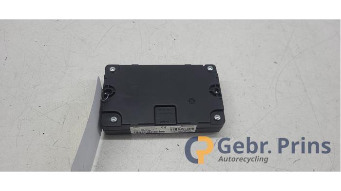 Begagnade Telefonmodul Opel Vivaro 2.0 CDTI 16V Pris € 30,25 Inklusive moms erbjuds av Autorec. Gebr. Prins b.v.
