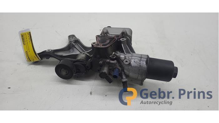 Gebrauchte Ölfiltergehäuse Audi A4 Avant (B8) 1.8 TFSI 16V Preis € 40,00 Margenregelung angeboten von Autorec. Gebr. Prins b.v.