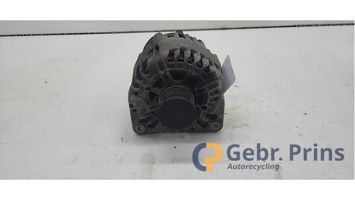 Gebrauchte Dynamo Opel Vivaro 2.0 CDTI 16V Preis € 60,50 Mit Mehrwertsteuer angeboten von Autorec. Gebr. Prins b.v.