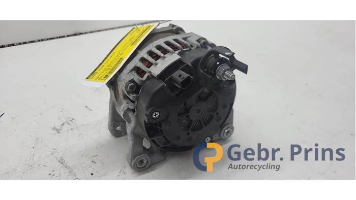 Dynamo d'un Nissan Micra (K14) 0.9 IG-T 12V 2018