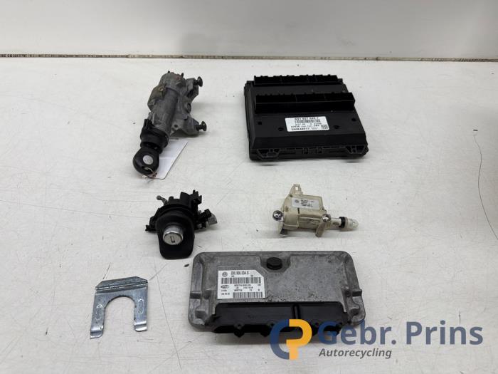 Used Ignition lock + computer Volkswagen Fox (5Z) 1.4 16V Price € 75,00 Margin scheme offered by Autorec. Gebr. Prins b.v.
