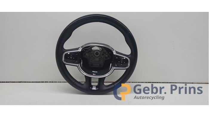 Begagnade Ratt Volvo S90 II 2.0 T5 16V Pris € 150,00 Marginaltabell erbjuds av Autorec. Gebr. Prins b.v.