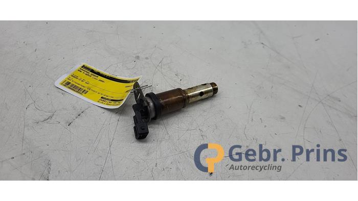 Begagnade Kamaxelsensor BMW 5 serie (E60) 523i 24V Pris € 35,00 Marginaltabell erbjuds av Autorec. Gebr. Prins b.v.