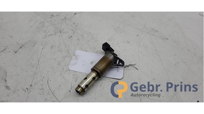 Begagnade Kamaxelsensor BMW 5 serie (E60) 523i 24V Pris € 35,00 Marginaltabell erbjuds av Autorec. Gebr. Prins b.v.