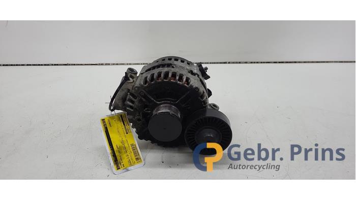 Usagé Dynamo BMW 5 serie (E60) 523i 24V Prix € 50,00 Règlement à la marge proposé par Autorec. Gebr. Prins b.v.