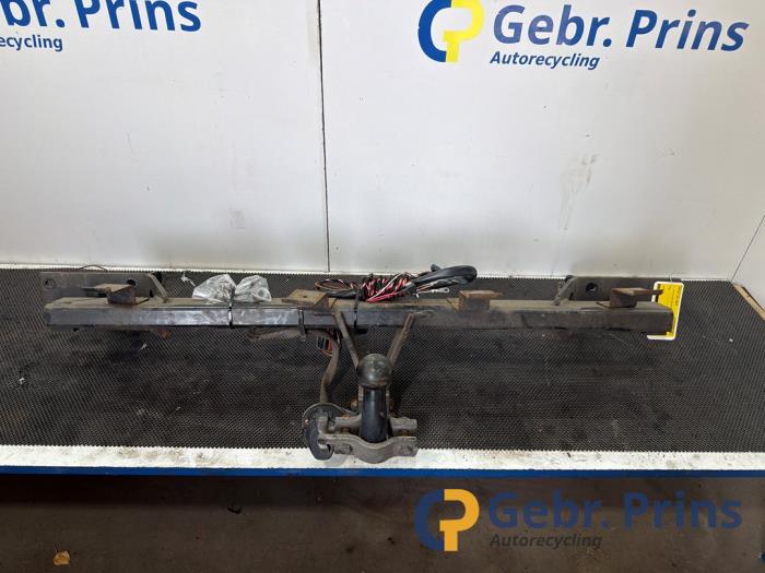 Używane Hak holowniczy Opel Meriva (B) 1.4 Turbo 16V ecoFLEX Cena € 125,00 Procedura marży oferowane przez Autorec. Gebr. Prins b.v.
