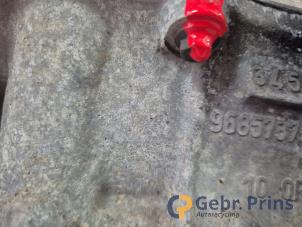 Engine from a Peugeot Partner (GC/GF/GG/GJ/GK) 1.6 HDI 75 Phase 1 2013