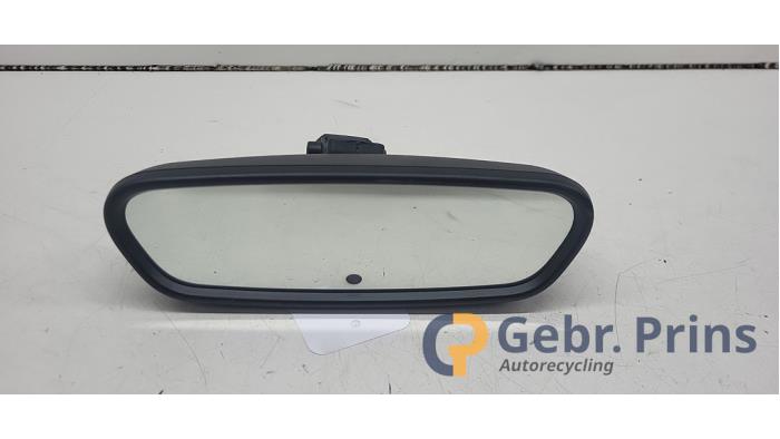Używane Lusterko wewnetrzne Citroen C3 (SX/SW) 1.2 12V e-THP PureTech 110 Cena € 20,00 Procedura marży oferowane przez Autorec. Gebr. Prins b.v.