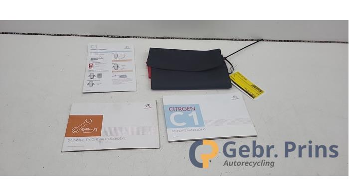 Używane Instrukcja Citroen C1 1.0 12V VVT-i Cena € 25,00 Procedura marży oferowane przez Autorec. Gebr. Prins b.v.