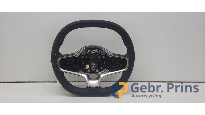 Gebrauchte Lenkrad Volvo EX30 Single Motor Extended Range 69 kWh Preis € 250,00 Margenregelung angeboten von Autorec. Gebr. Prins b.v.