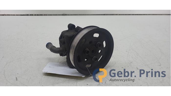 Usagé Pompe de direction Volkswagen Caddy III (2KA,2KH,2CA,2CH) 2.0 SDI Prix € 48,40 Prix TTC proposé par Autorec. Gebr. Prins b.v.