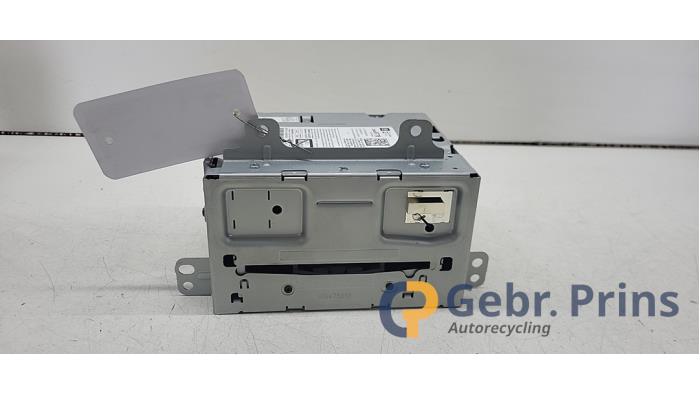 Usagé Module navigation Opel Mokka/Mokka X 1.4 Turbo 16V 4x2 Prix € 400,00 Règlement à la marge proposé par Autorec. Gebr. Prins b.v.