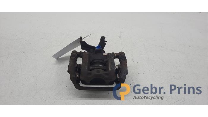 Gebrauchte Bremszange rechts hinten Opel Mokka/Mokka X 1.4 Turbo 16V 4x2 Preis € 30,00 Margenregelung angeboten von Autorec. Gebr. Prins b.v.