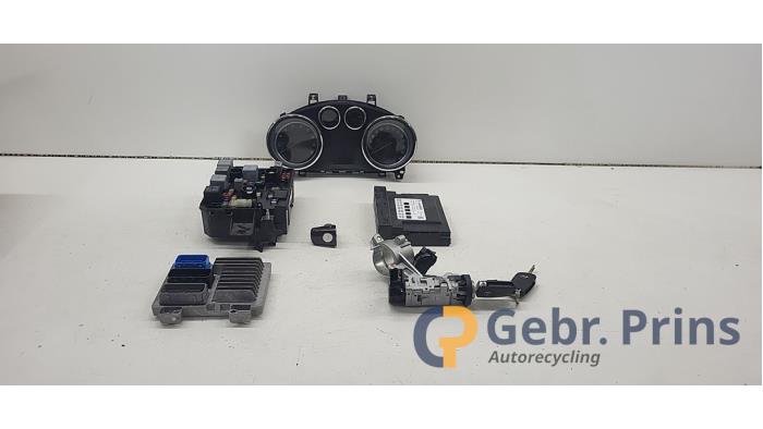 Used Ignition lock + computer Opel Mokka/Mokka X 1.4 Turbo 16V 4x2 Price € 200,00 Margin scheme offered by Autorec. Gebr. Prins b.v.