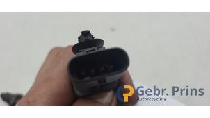 Sonde lambda d'un Peugeot 2008 (UD/UK/UR/US/UX) 1.2 VTi 12V PureTech 130 2021