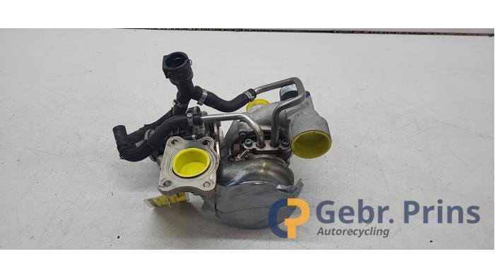Używane Turbo Peugeot 2008 (UD/UK/UR/US/UX) 1.2 VTi 12V PureTech 130 Cena € 200,00 Procedura marży oferowane przez Autorec. Gebr. Prins b.v.