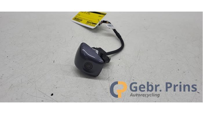 Begagnade Backkamera Hyundai i20 (GBB) 1.2i 16V Pris € 100,00 Marginaltabell erbjuds av Autorec. Gebr. Prins b.v.