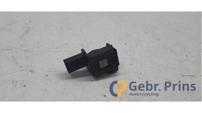 Gebrauchte Airbag Sensor BMW X5 (F15) xDrive 35d 3.0 24V Preis € 20,00 Margenregelung angeboten von Autorec. Gebr. Prins b.v.