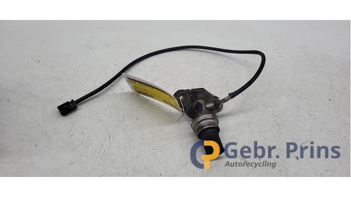 Usagé Sensor température d’échappement BMW X5 (F15) xDrive 35d 3.0 24V Prix € 25,00 Règlement à la marge proposé par Autorec. Gebr. Prins b.v.
