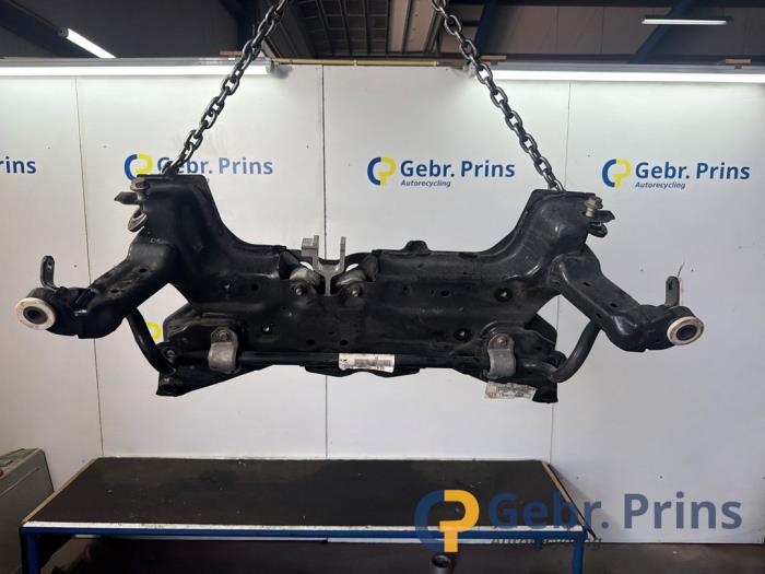 Usados Subchasis Ford Focus 4 1.0 Ti-VCT EcoBoost 12V 125 Precio € 150,00 Norma de margen ofrecido por Autorec. Gebr. Prins b.v.