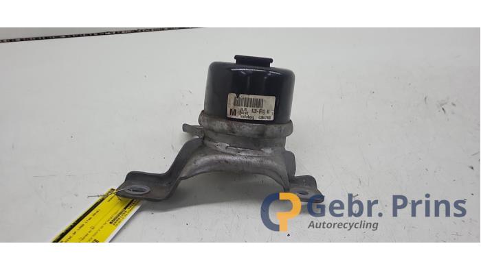 Used Engine mount Landrover Discovery Sport (LC) 2.0 Si4 16V Price € 50,00 Margin scheme offered by Autorec. Gebr. Prins b.v.