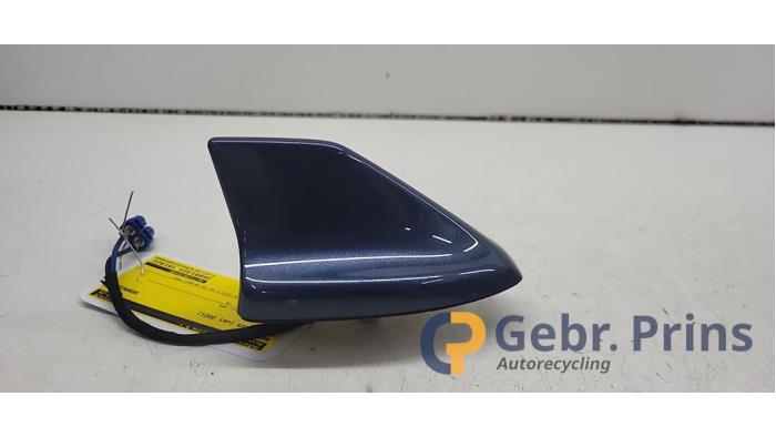 Używane Antena Ford Focus 4 1.0 Ti-VCT EcoBoost 12V 125 Cena € 60,00 Procedura marży oferowane przez Autorec. Gebr. Prins b.v.