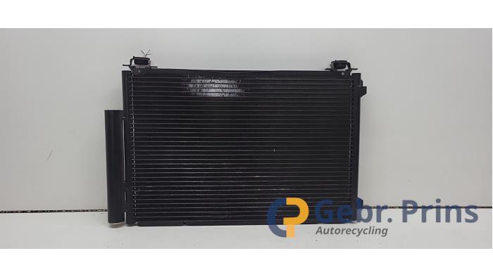Begagnade AC-radiator Toyota Yaris (P1) 1.3 16V VVT-i Pris € 30,00 Marginaltabell erbjuds av Autorec. Gebr. Prins b.v.