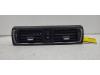 BMW 1 serie (F20) 118d 2.0 16V Luftgitter Armaturenbrett