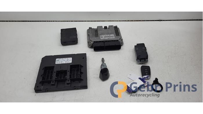 Used Ignition lock + computer Volkswagen Passat Variant (3G5) 1.4 GTE 16V Price € 300,00 Margin scheme offered by Autorec. Gebr. Prins b.v.