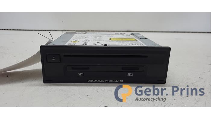 Usagé Module navigation Volkswagen Passat Variant (3G5) 1.4 GTE 16V Prix € 600,00 Règlement à la marge proposé par Autorec. Gebr. Prins b.v.