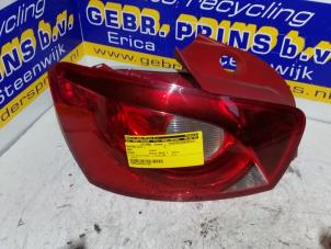 Gebrauchte Rücklicht links Seat Ibiza IV (6J5) 1.4 16V Preis € 30,00 Margenregelung angeboten von Autorec. Gebr. Prins b.v.