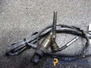 Sonde lambda d'un Volkswagen Transporter T5 2.0 TDI DRF 2012