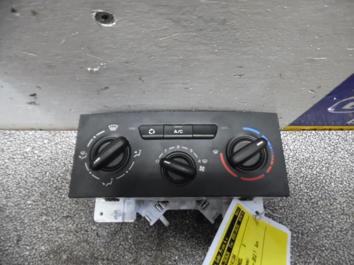 PEGEOUT Partner 2012 Heater Control Panel 1.6 HDI